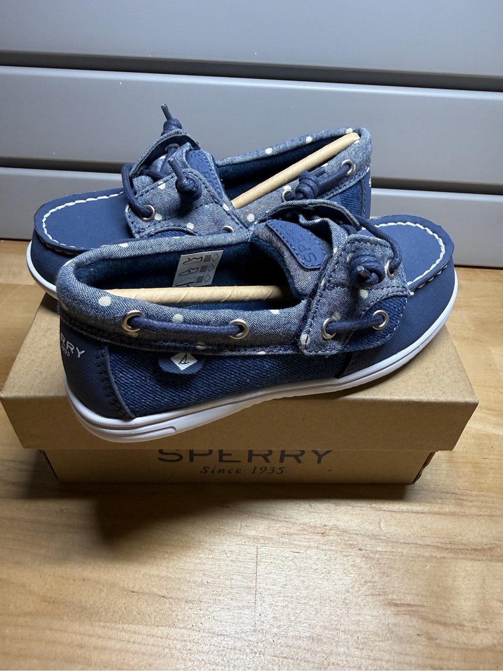Sperry Girls SC-Shoresider jr denim boat sneakers size 10.5M BNIB